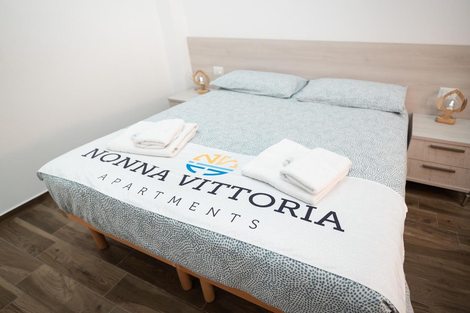 Nonna Vittoria Apartments Mola di Bari Exterior photo
